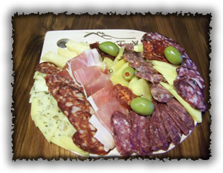 Picadas Huellas del Tandil - Quesos y Salamines Tandileros